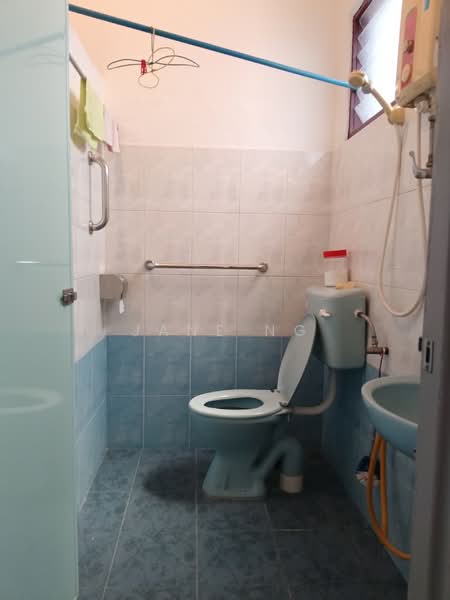 Rumah Teres 1 Tingkat untuk Dijual di Taman Sri Rambai (Bukit Mertajam) - Jane Ng - Bathroom - PropertyGuru.com.my