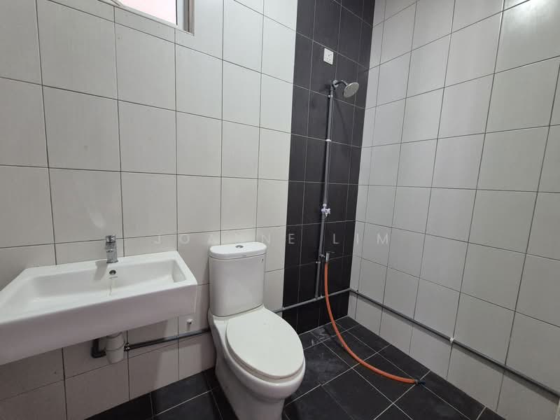 Rumah Teres 2 Tingkat untuk Dijual di Taman Satu Krubong (Krubong) - Joanne Lim - Bathroom - PropertyGuru.com.my