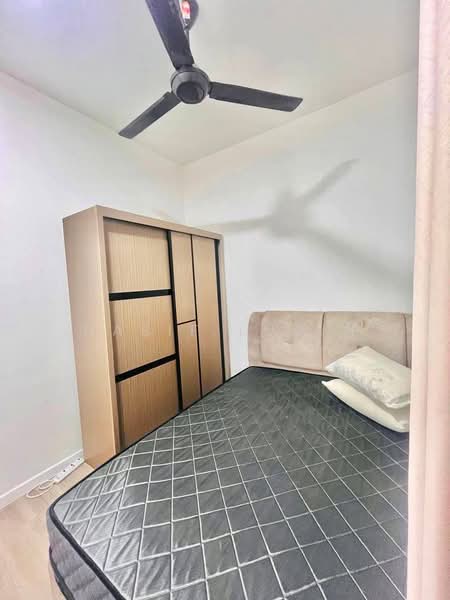 Condominium for Rent at Sanderling Lakefront - Hasif Ludin - Bedroom - PropertyGuru.com.my