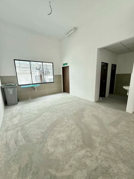 Shop / Office for Rent in Johor Bahru (Johor) - Alice Chia - Interior - PropertyGuru.com.my