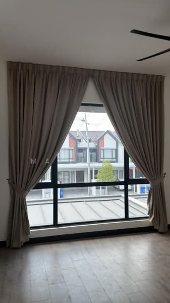 2-storey Terraced House for Rent in Shah Alam (Selangor) - Maple Kok - Living Room - PropertyGuru.com.my