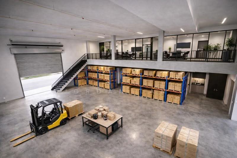 Shop / Office for Sale in Taman Sains Selangor (Kota Damansara) - Jordan Tan - Interior - PropertyGuru.com.my