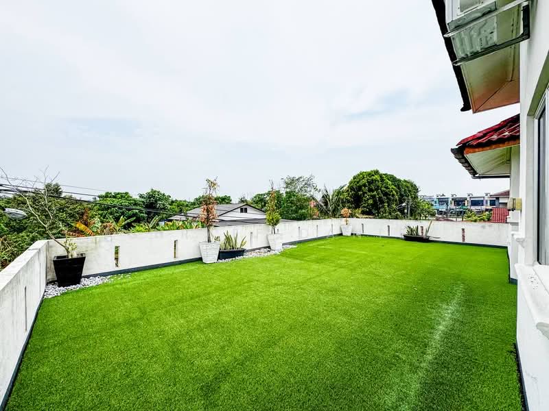 For Sale - Kampung Jalan Kebun