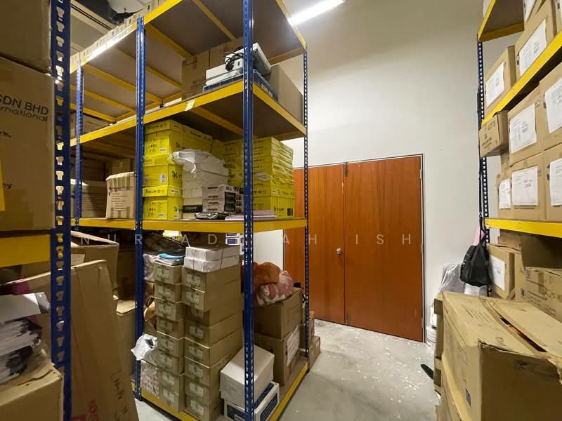 Office for Sale in Petaling Jaya (Selangor) - Nur Adibah Ishak - Interior - PropertyGuru.com.my