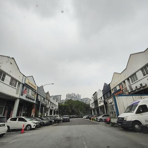 Factory for Sale in Taman Perindustrian Jaya (Ara Damansara) - Lorna Lim - PropertyGuru.com.my