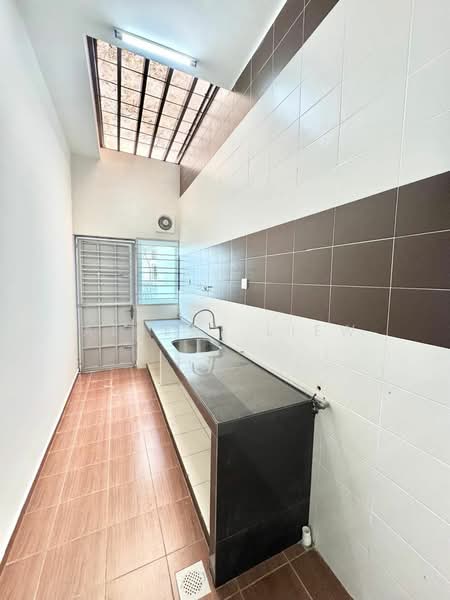 Cluster House for Sale in Bagan (Johor) - Albert Liew - Kitchen - PropertyGuru.com.my