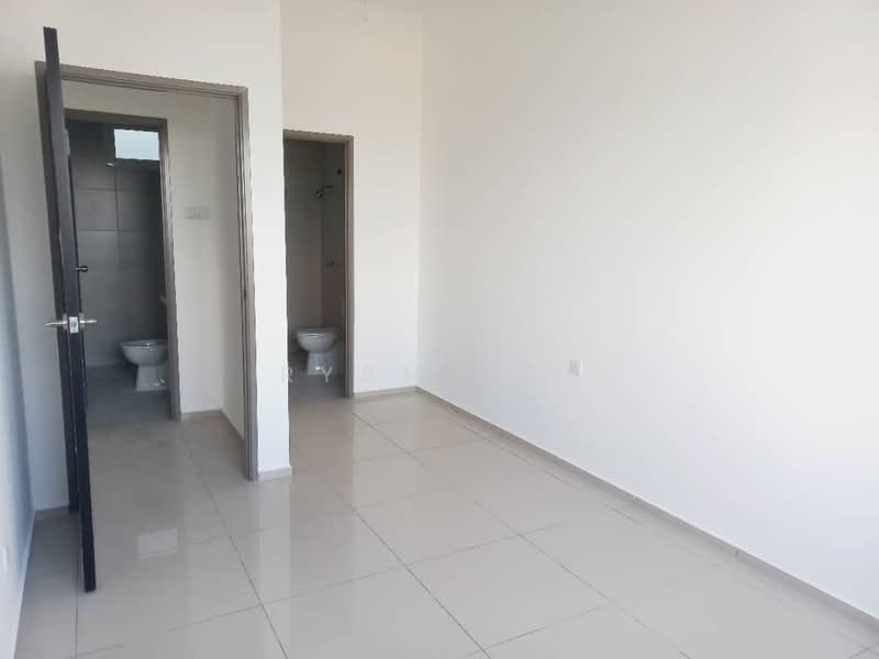 Kondominium untuk Dijual di D'Aman Residence - Ryan Ooi - Bathroom - PropertyGuru.com.my