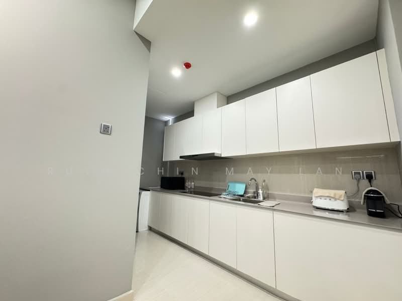 Service Residence for Sale at Senada Residence @ KLGCC Resort - Ruth Chin May Lan - Kitchen - PropertyGuru.com.my