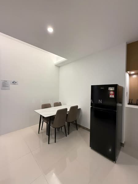 Condominium for Rent at R&F Princess Cove Phase 2-Seine Region - Renee Gan - Dining Room - PropertyGuru.com.my
