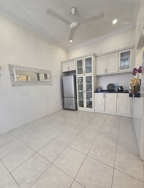 Semi-Detached House for Rent in Klang (Selangor) - Najihah Mokhtar - Kitchen - PropertyGuru.com.my