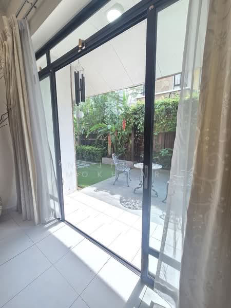 Semi-Detached House for Rent in Klang (Selangor) - Najihah Mokhtar - Garden - PropertyGuru.com.my