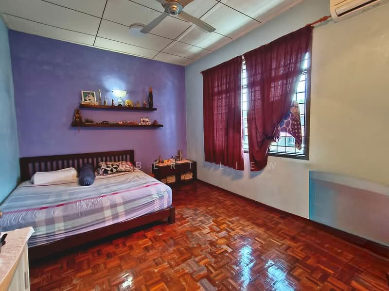 2-storey Terraced House for Sale in Bagan (Johor) - Albert Liew - Bedroom - PropertyGuru.com.my
