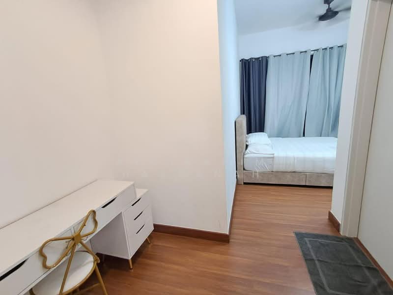 Service Residence for Sale at Sunsuria Forum - AimiRahim Hartanah - Bedroom - PropertyGuru.com.my
