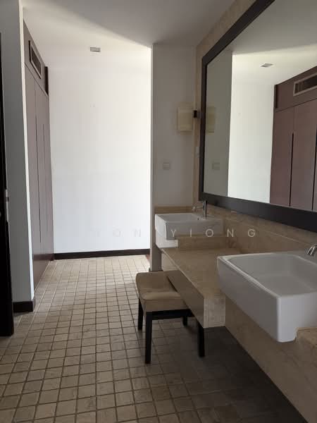 Servis Apartment untuk Dijual di Avani Sepang Goldcoast Resort - Aaron Yiong - Bathroom - PropertyGuru.com.my