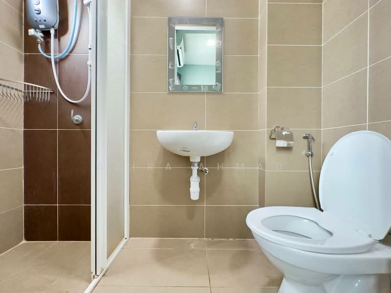 Rumah Teres 2 Tingkat untuk Dijual di Ceria Residence - Azira Ahmad - Bathroom - PropertyGuru.com.my