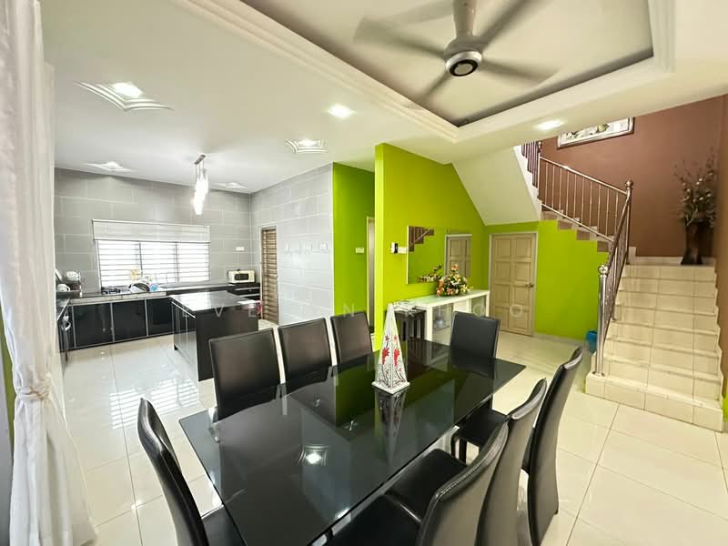 Semi-Detached House for Rent in Taman Desa Mas (Rawang) - Evelyn Khoo - Kitchen & Dining - PropertyGuru.com.my