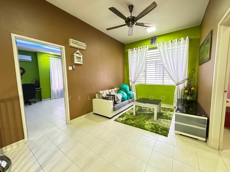 Semi-Detached House for Rent in Taman Desa Mas (Rawang) - Evelyn Khoo - Hallway - PropertyGuru.com.my