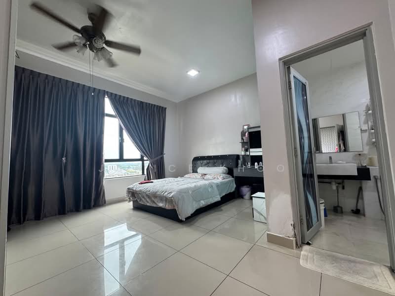 Service Residence for Sale at D'Summit Residences - Janice Khoo - Bedroom - PropertyGuru.com.my