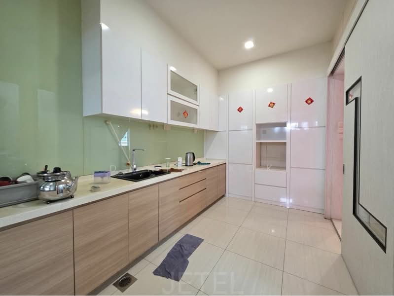 Semi-Detached House for Sale in Ambang Botanic 2 (Klang) - Daniel Kok - Kitchen - PropertyGuru.com.my