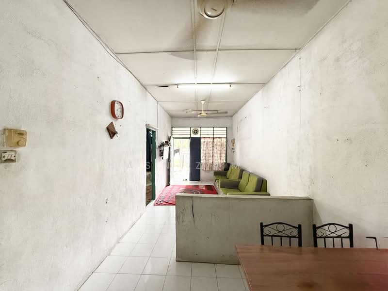 1-storey Terraced House for Sale in Taman Remia (Bukit Mertajam) - Hasnizam . - Living Room - PropertyGuru.com.my