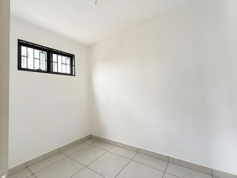 2-storey Terraced House for Sale in Elmina (Shah Alam) - Muhamad Irfan Muhamad Hafiz - Bedroom - PropertyGuru.com.my