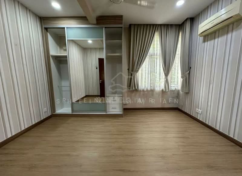 2-storey Terraced House for Sale in Bukit Jelutong (Shah Alam) - Reena Sarif - Bedroom - PropertyGuru.com.my
