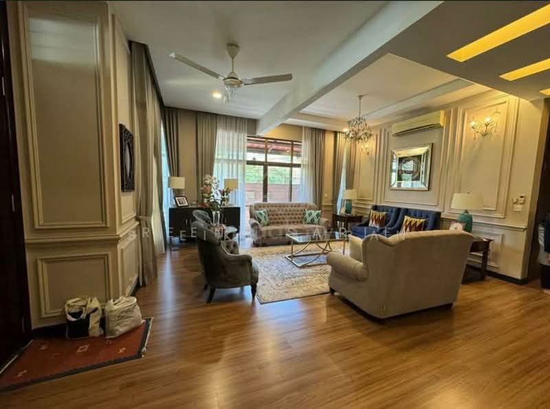 2-storey Terraced House for Sale in Bukit Jelutong (Shah Alam) - Reena Sarif - Living Room - PropertyGuru.com.my