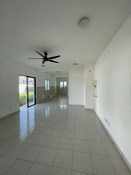 2-storey Terraced House for Sale in Seremban 2 (Negeri Sembilan) - Nicky Chua - Living Room - PropertyGuru.com.my