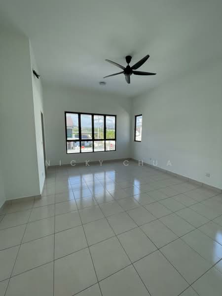 2-storey Terraced House for Sale in Seremban 2 (Negeri Sembilan) - Nicky Chua - Living Room - PropertyGuru.com.my