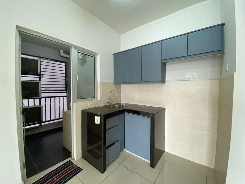 Service Residence for Sale at Maxim Residences - Wai Kuen Leong - Kitchen - PropertyGuru.com.my