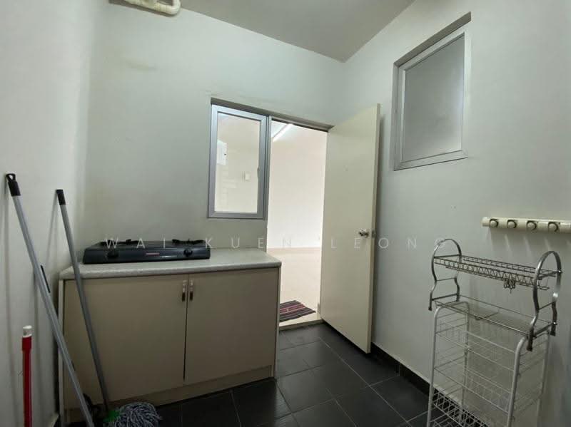 Service Residence for Sale at Maxim Residences - Wai Kuen Leong - Kitchen - PropertyGuru.com.my
