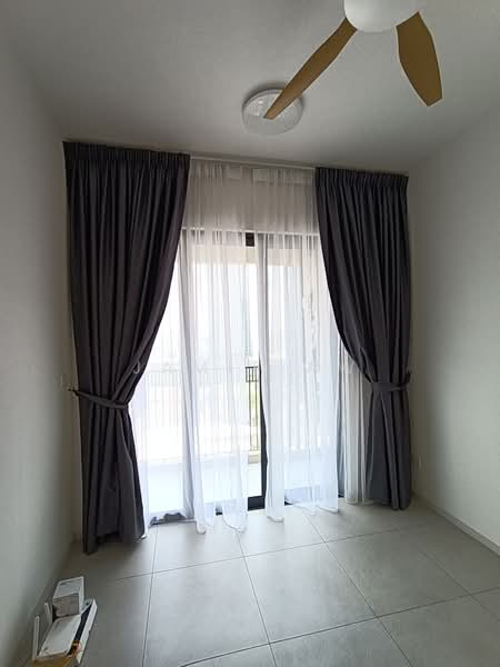 Servis Apartment untuk Disewa di The Goodwood Residence - Jamie Aw - Balcony - PropertyGuru.com.my
