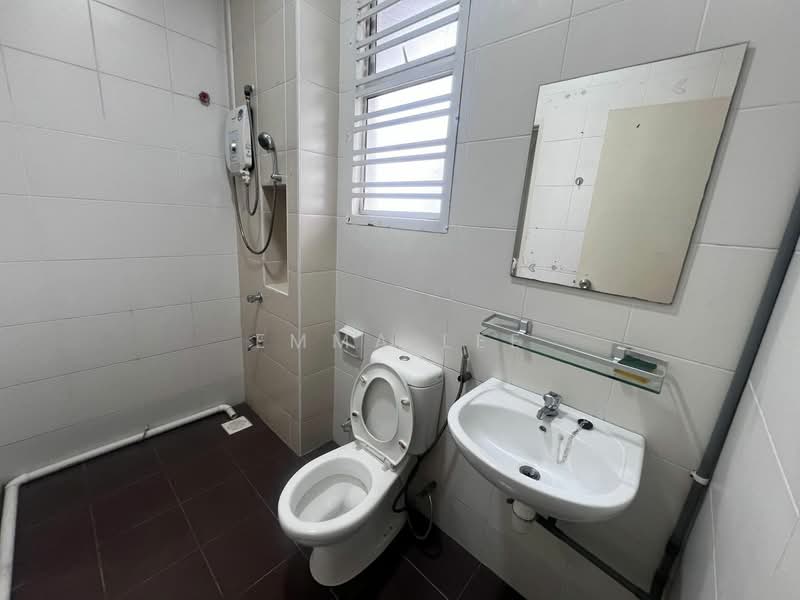 Rumah Teres 2 Tingkat untuk Disewa di Johor Bahru (Johor) - Emma Lee - Bathroom - PropertyGuru.com.my