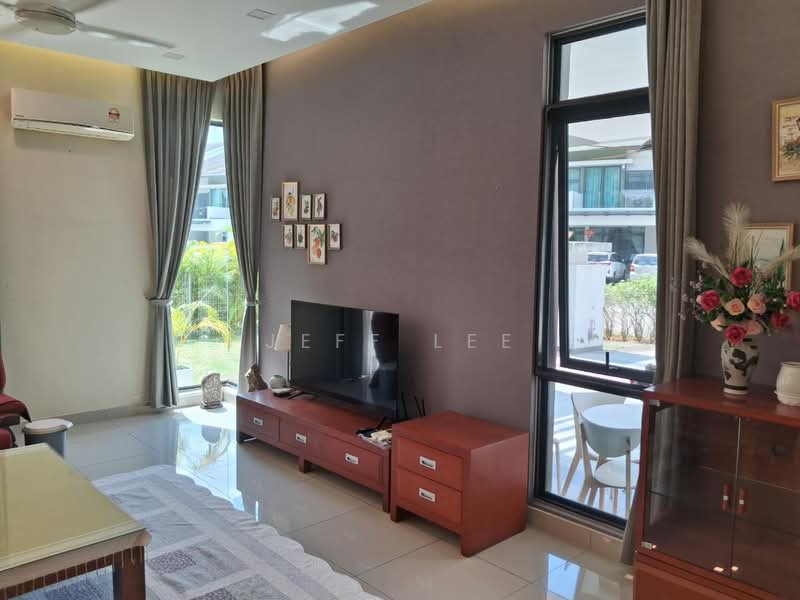 Rumah Teres untuk Disewa di Iskandar Puteri (Nusajaya) (Johor) - Jeff Lee - Living Room - PropertyGuru.com.my