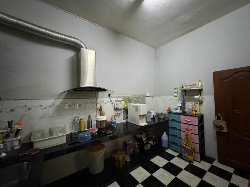 2-storey Terraced House for Sale in Bagan (Johor) - Albert Liew - Kitchen - PropertyGuru.com.my