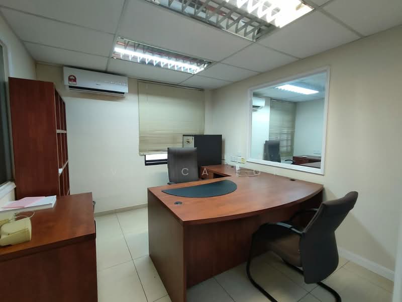 Shop for Sale in Taman Molek (Johor Bahru) - Venica For - Study - PropertyGuru.com.my