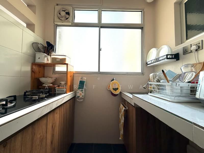 Pangsapuri untuk Dijual di De Cendana - Ashraf Azwan - Kitchen - PropertyGuru.com.my