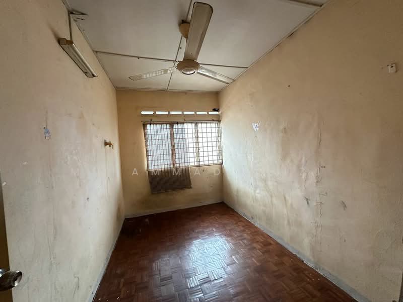 2-storey Terraced House for Sale in Taman Cenderawasih (Kuantan) - Mohammad Azizi - Interior - PropertyGuru.com.my