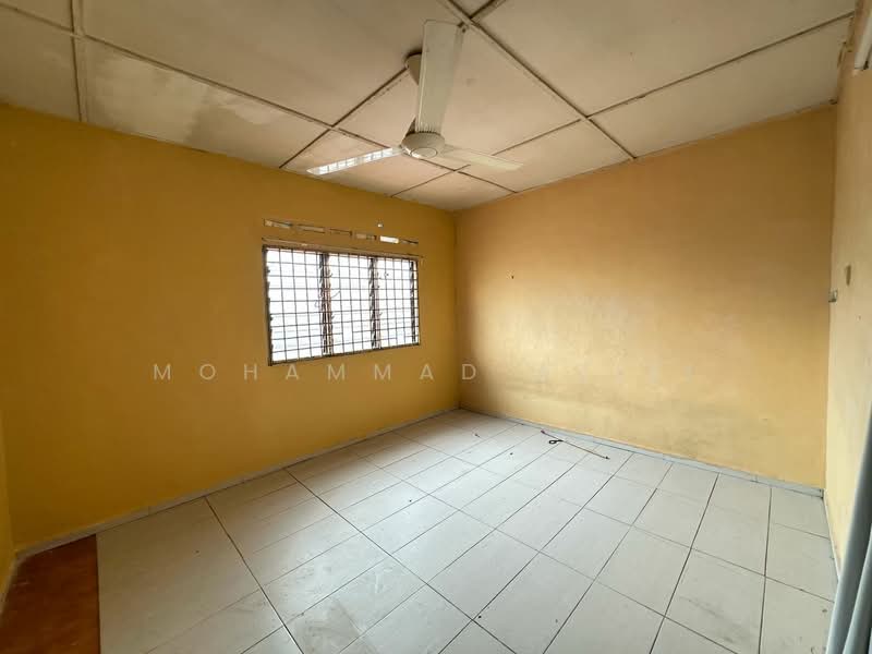 2-storey Terraced House for Sale in Taman Cenderawasih (Kuantan) - Mohammad Azizi - PropertyGuru.com.my