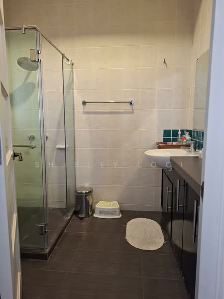 Semi-Detached House for Sale in Bukit Jelutong (Shah Alam) - Shirley Looi - Bathroom - PropertyGuru.com.my
