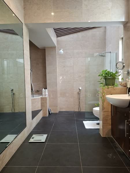 Semi-Detached House for Sale in Bukit Jelutong (Shah Alam) - Shirley Looi - Bathroom - PropertyGuru.com.my