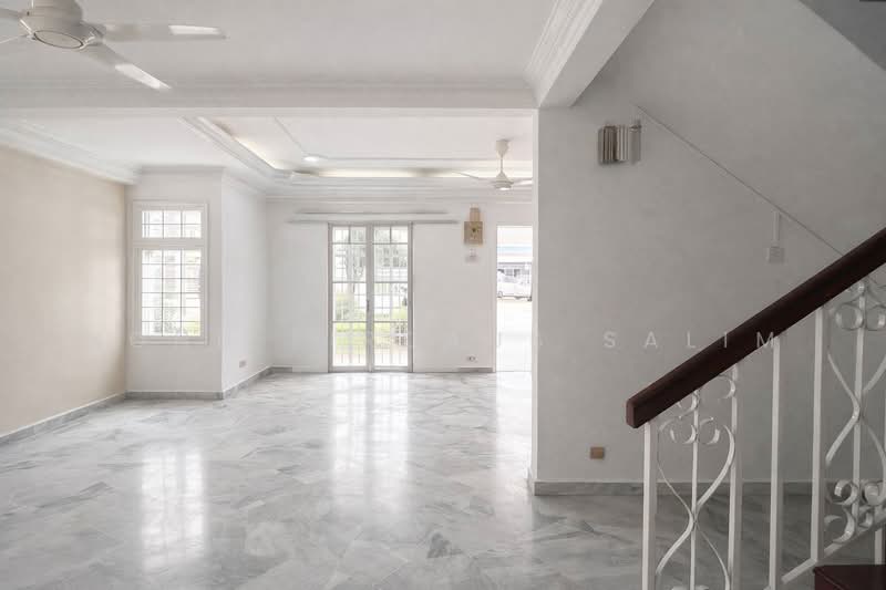 2-storey Terraced House for Sale in Usj 9 (Subang Jaya) - Mohd Firdaus Salim - Living Room - PropertyGuru.com.my