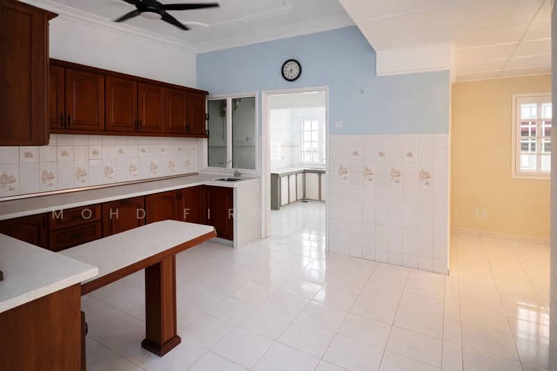 2-storey Terraced House for Sale in Usj 9 (Subang Jaya) - Mohd Firdaus Salim - Kitchen - PropertyGuru.com.my