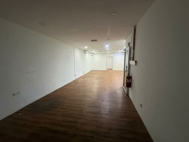Kedai untuk Disewa di Taman Desa Cemerlang (Ulu Tiram) - Yvonne Lim - Interior - PropertyGuru.com.my