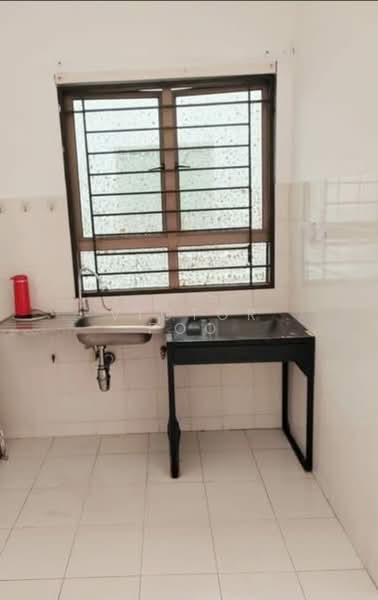 Servis Apartment untuk Disewa di Ritze Perdana 1 - Victor Foo - Kitchen - PropertyGuru.com.my
