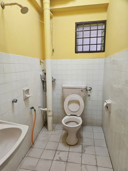 Condominium for Sale at Teratai Mewah Condominium - Jeffrey Ooi - Bathroom - PropertyGuru.com.my