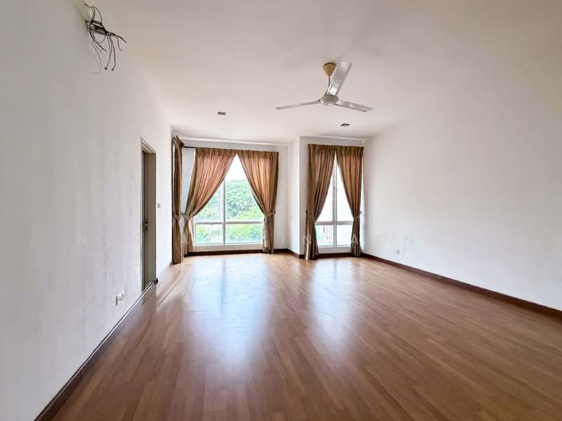 Rumah Teres 3 Tingkat untuk Dijual di Cyberjaya (Selangor) - Nor Azdlin Adnan - Living Room - PropertyGuru.com.my