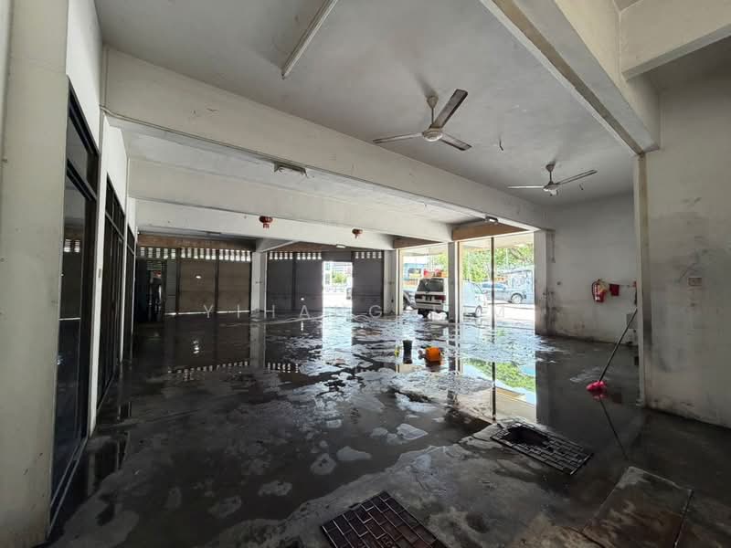 Shop for Rent in Butterworth (Penang) - Yihang Lim - Interior - PropertyGuru.com.my