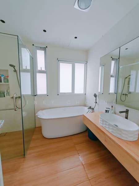 Rumah Teres 2.5 Tingkat untuk Dijual di Valencia (Sungai Buloh) - Pinky Choong - PropertyGuru.com.my