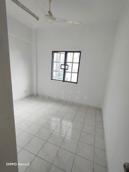 Apartment for Rent at Pangsapuri Mawar - Cindy Jessica - Interior - PropertyGuru.com.my